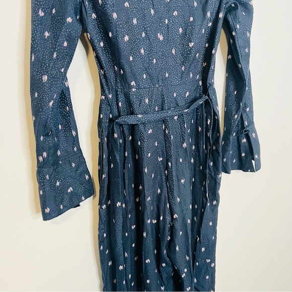 Tailored Rebecca Taylor Navy Blue Silk-Blend Tie-Waist Jumpsuit. Size 2. - Picture 10 of 16